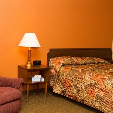 Cottonwood Inn & Suites Phillipsburg Szoba fotó