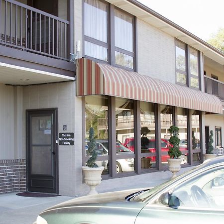 Cottonwood Inn & Suites Phillipsburg Kültér fotó