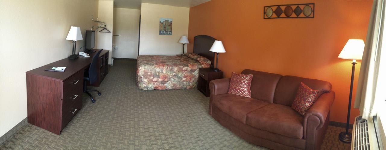 Cottonwood Inn & Suites Phillipsburg Kültér fotó